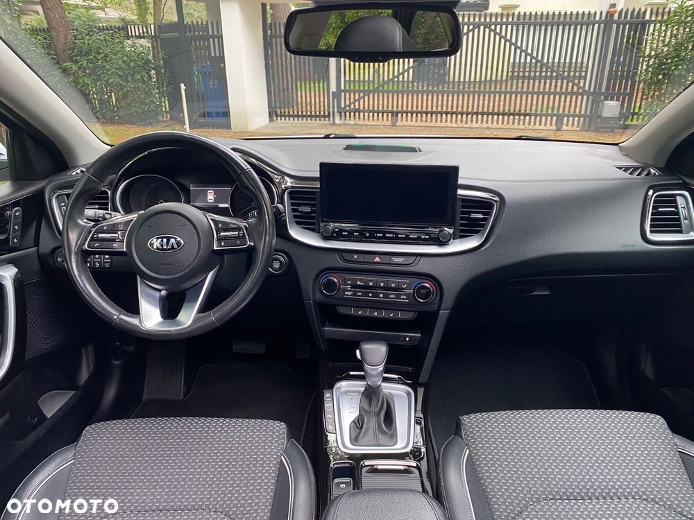 Kia Ceed 1.6 GDI PHEV Business Line DCT - 21