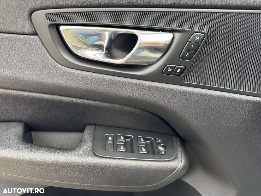 Volvo XC 60 T5 AWD Inscription - 19