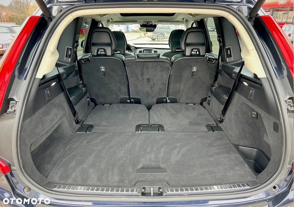 Volvo XC 90 T5 AWD Geartronic Momentum - 2