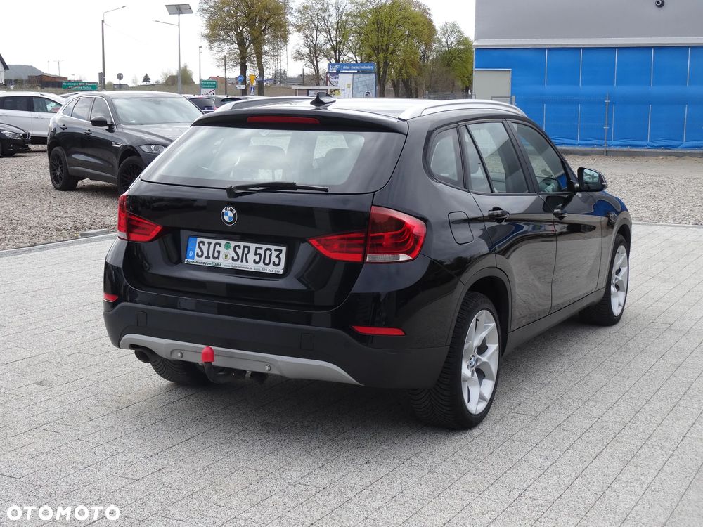 BMW X1 sDrive18d xLine - 12