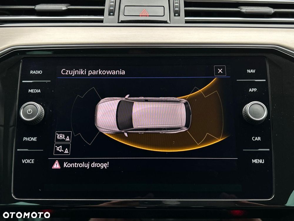 Volkswagen Passat Variant 2.0 TDI EVO Elegance DSG - 29