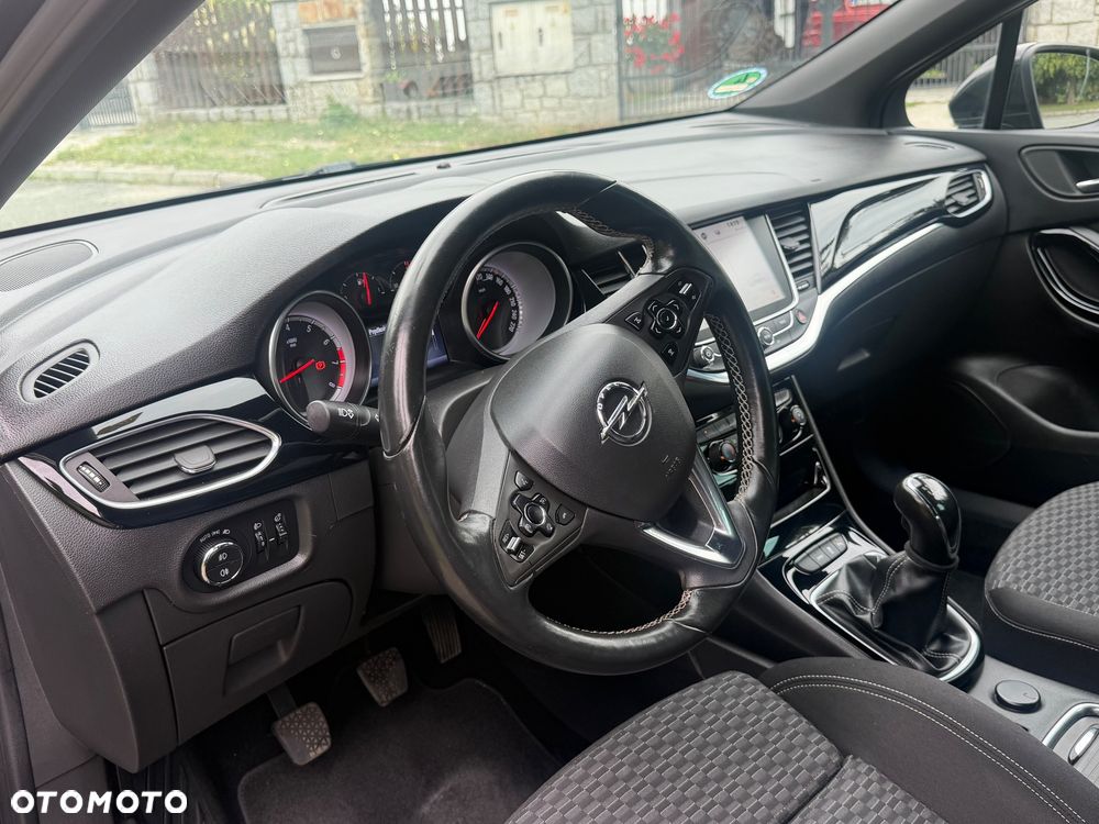 Opel Astra 1.4 Turbo Dynamic - 11