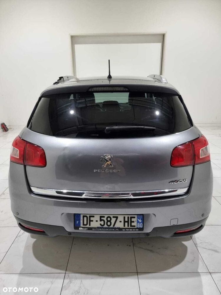 Peugeot 4008 - 7