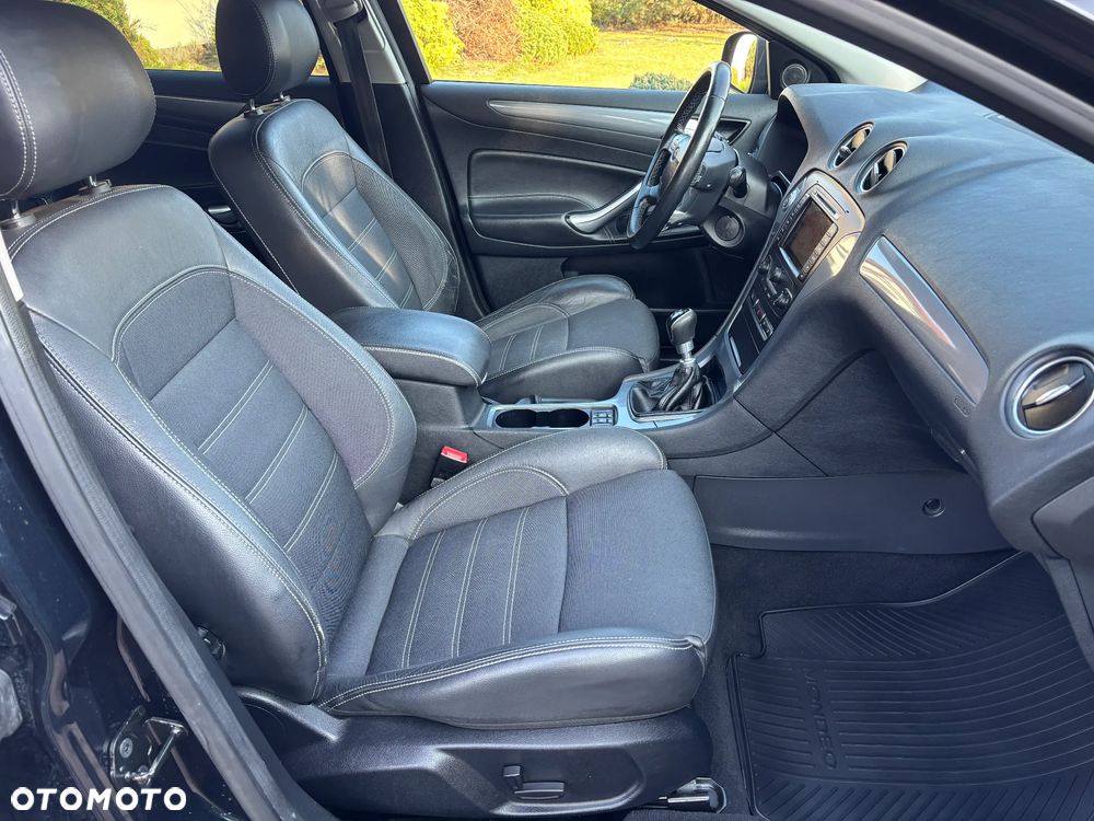 Ford Mondeo 2.0 TDCi Champions Edition - 26