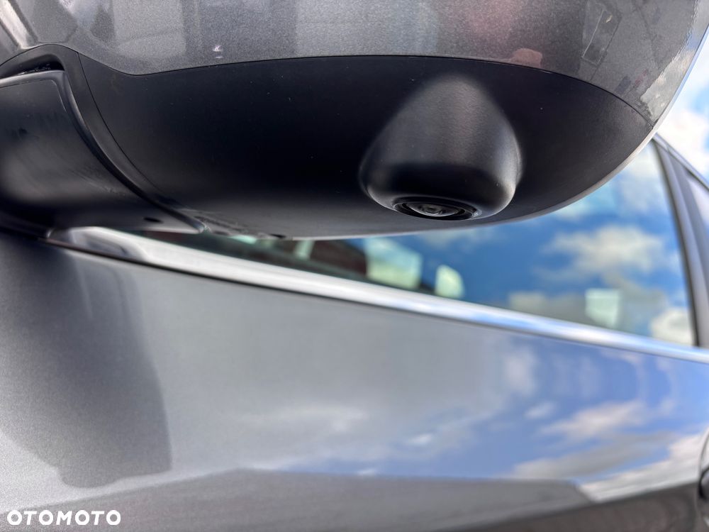 Nissan Qashqai 1.3 DIG-T N-Connecta - 24