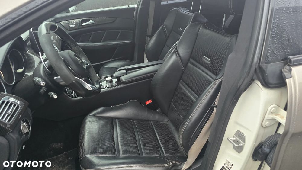 Mercedes-Benz CLS 63 AMG S 4Matic AMG SPEEDSHIFT MCT - 13