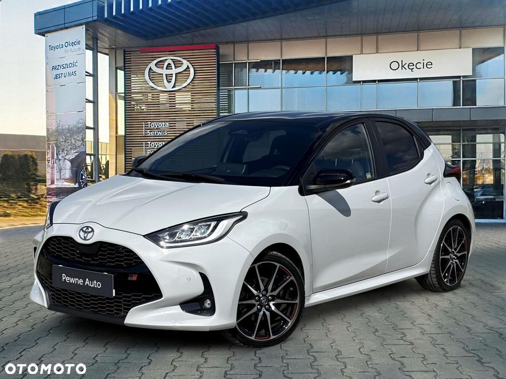 Toyota Yaris Hybrid 1.5 GR Sport - 1