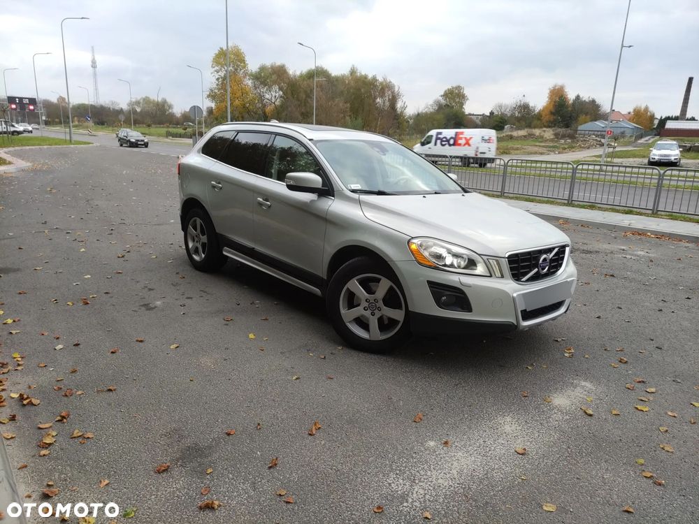 Volvo XC 60 D5 AWD - 1