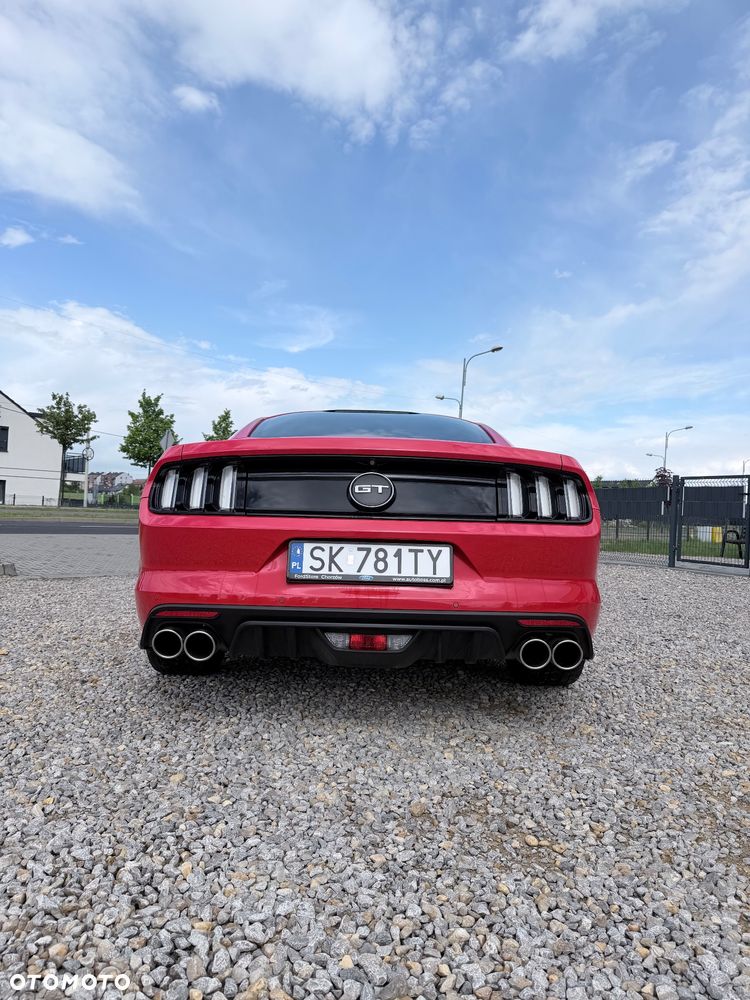 Ford Mustang - 12