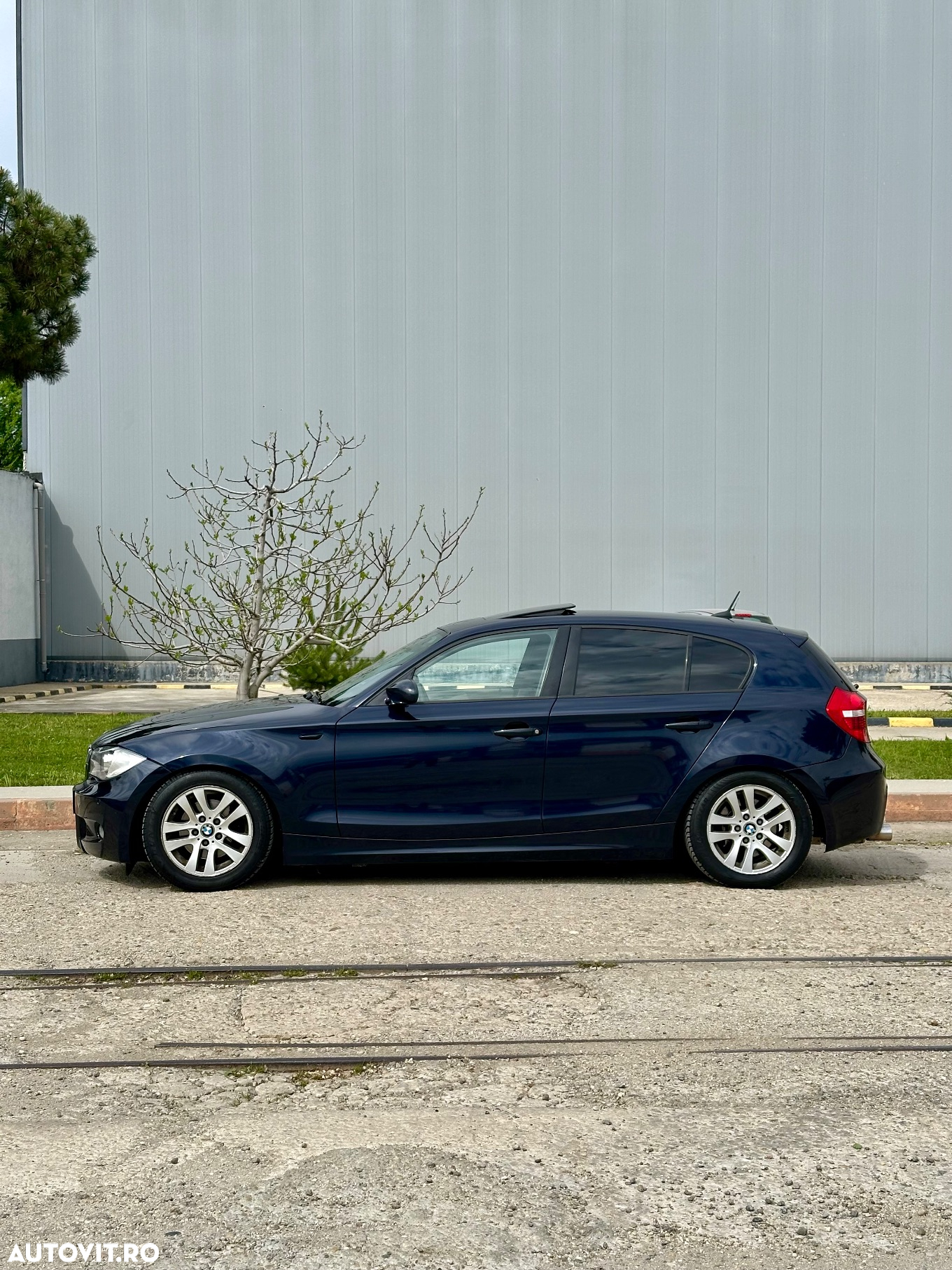 BMW Seria 1 120d DPF Aut. Edition Sport - 3