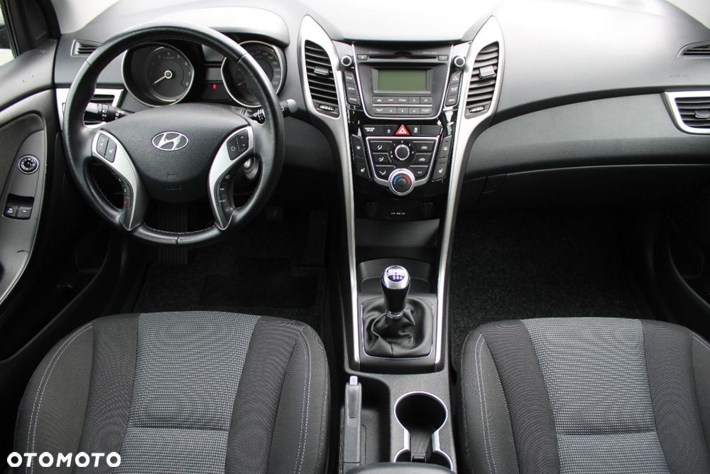 Hyundai i30 - 27