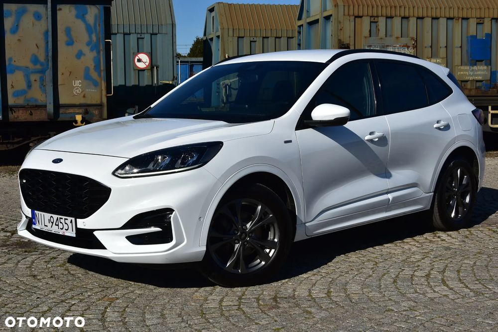 Ford Kuga 1.5 EcoBoost ST-LINE X - 25