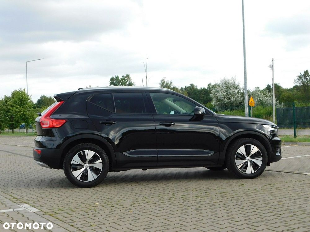 Volvo XC 40 T5 Plug-In Hybrid Momentum Pro - 40