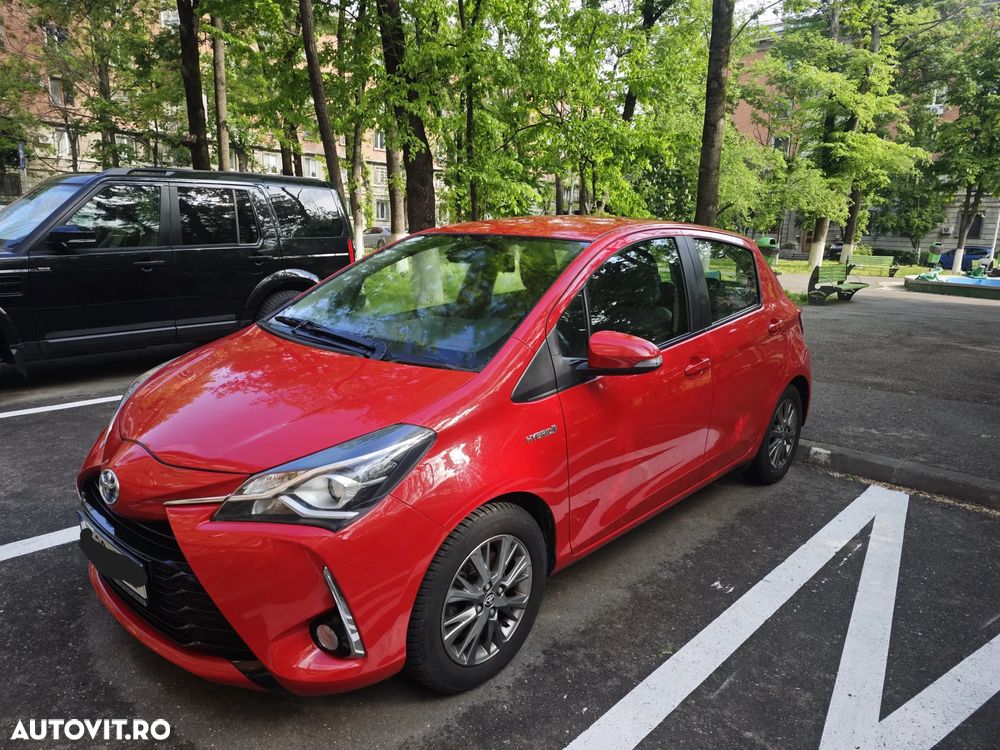Toyota Yaris 1.5 VVT-i HSD Luna - 2