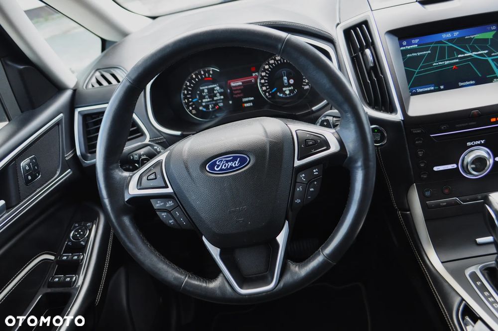 Ford S-Max - 15