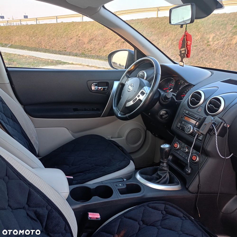 Nissan Qashqai+2 - 7