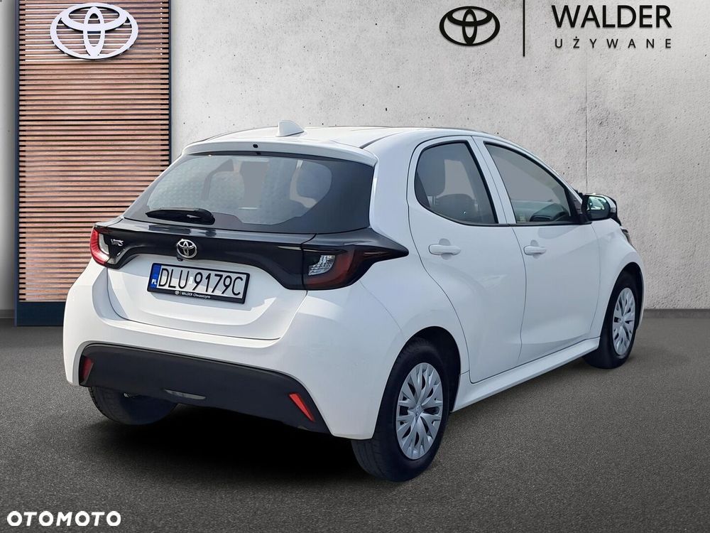 Toyota Yaris - 5