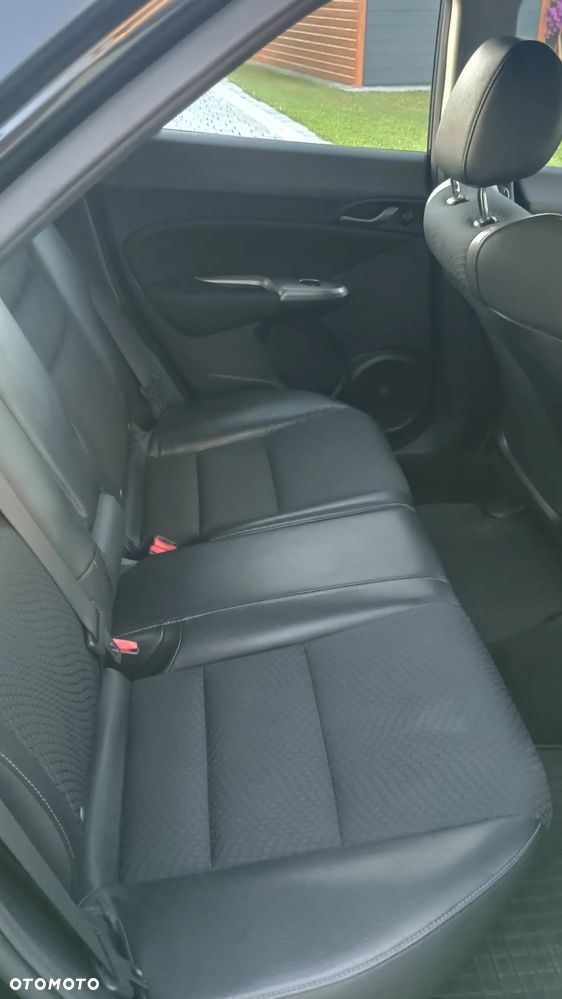 Honda Civic 1.4 i-VTEC - 10