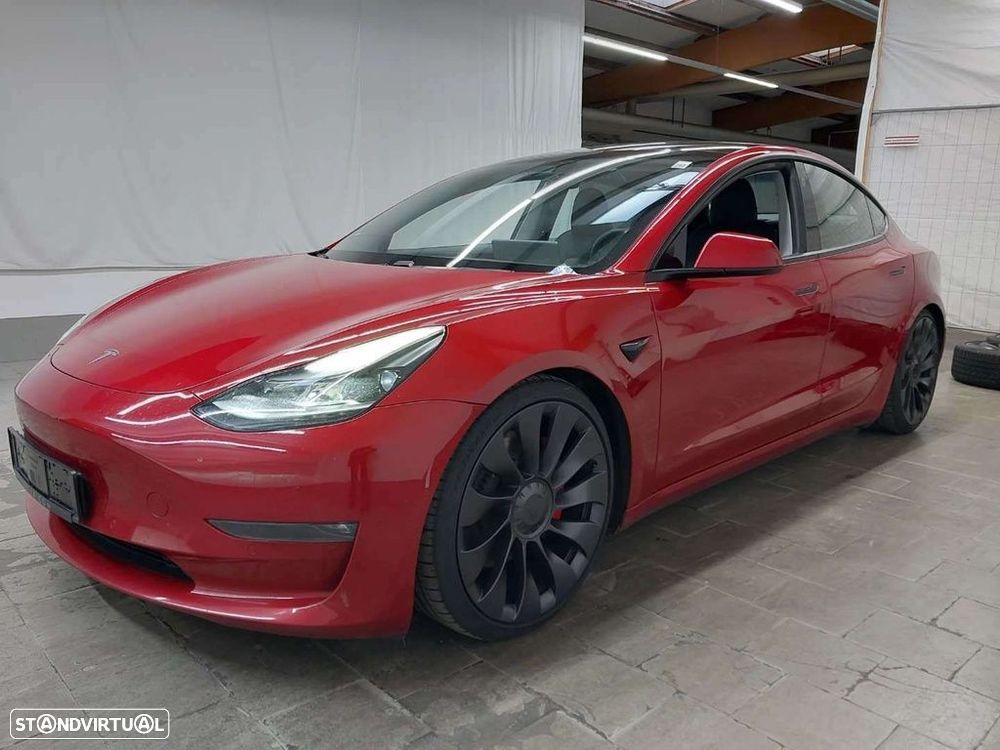 Tesla Model 3 Long Range AWD Dual Motor Performance - 4