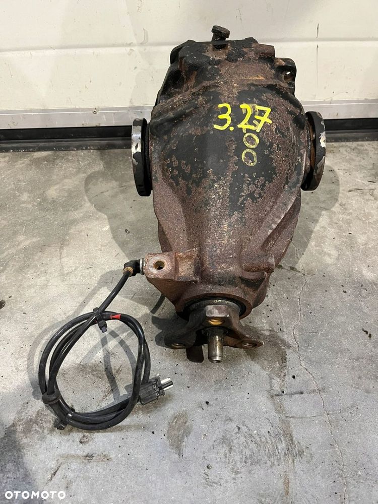 DYFER MOST DYFERENCJAŁ MERCEDES W124 M111 200E E220 E200 220E 3.27 ABS - 2