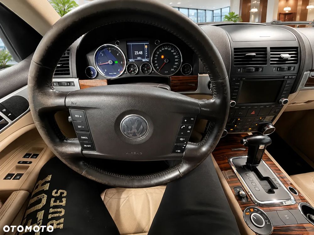 Volkswagen Touareg 3.0 V6 TDI Tiptr - 10
