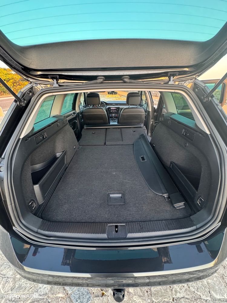 VW Passat Variant 1.4 TSI DSG GTE - 28