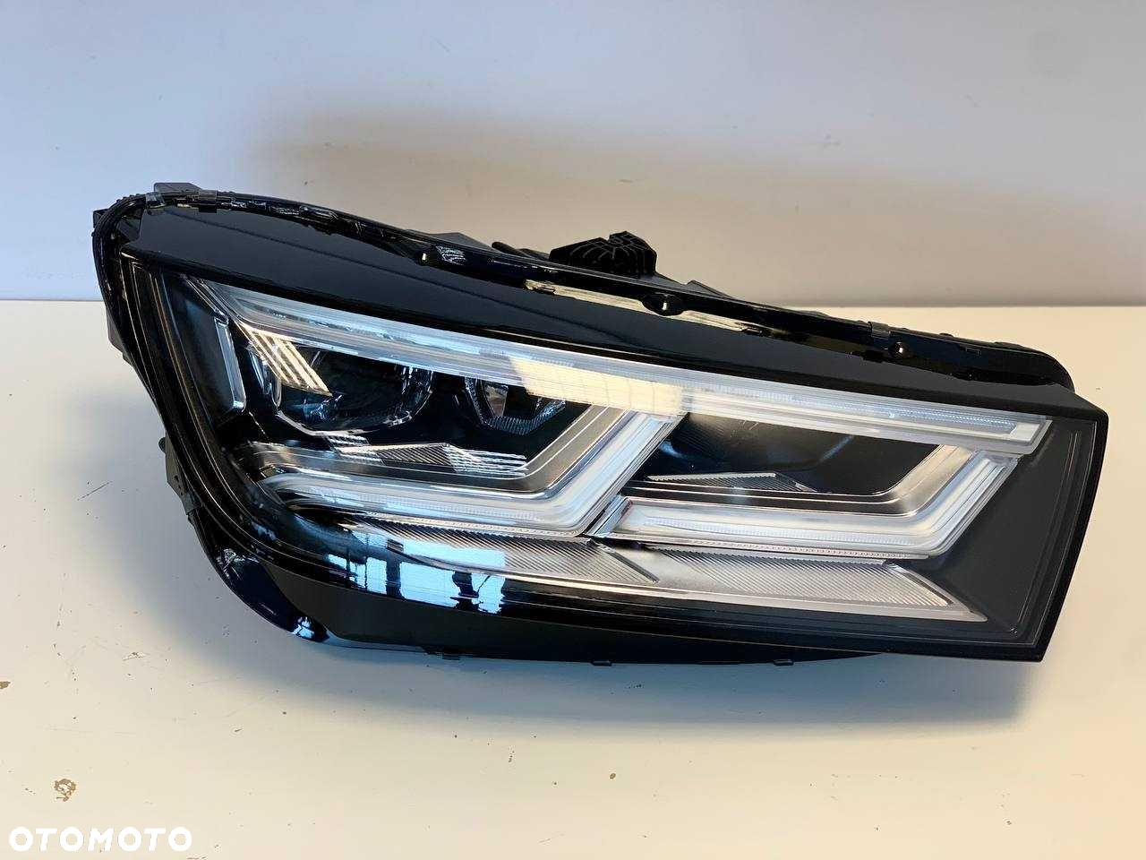 Prawa Lewa Lampa reflektor Audi Q5 80A przed lift (2018) FULL Led - 6