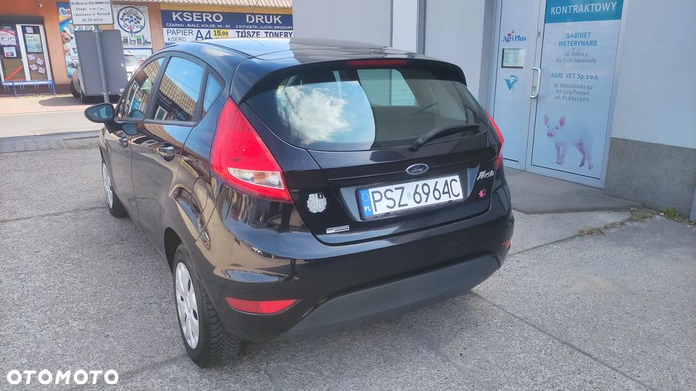 Ford Fiesta 1.25 Ambiente - 10