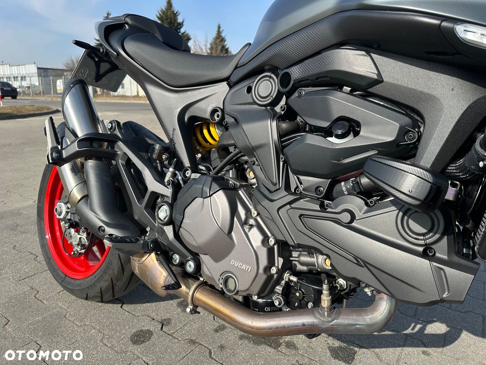 Ducati Monster - 9