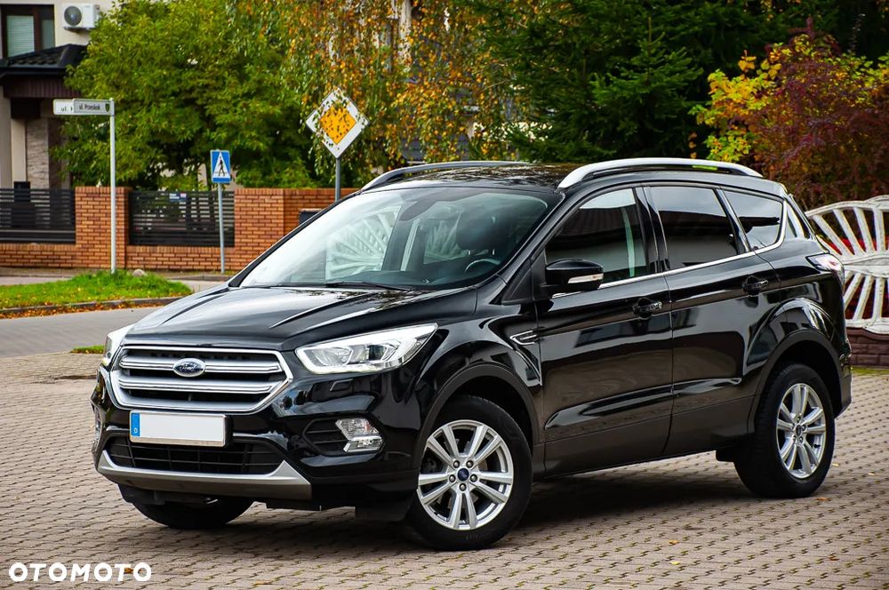 Ford Kuga 1.5 EcoBoost TITANIUM - 25
