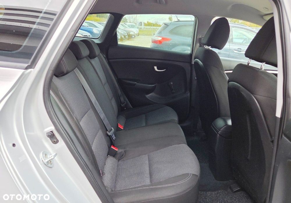 Hyundai i30 - 30