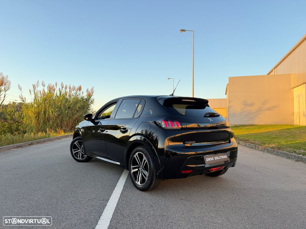 Peugeot e-208 Allure Pack - 5