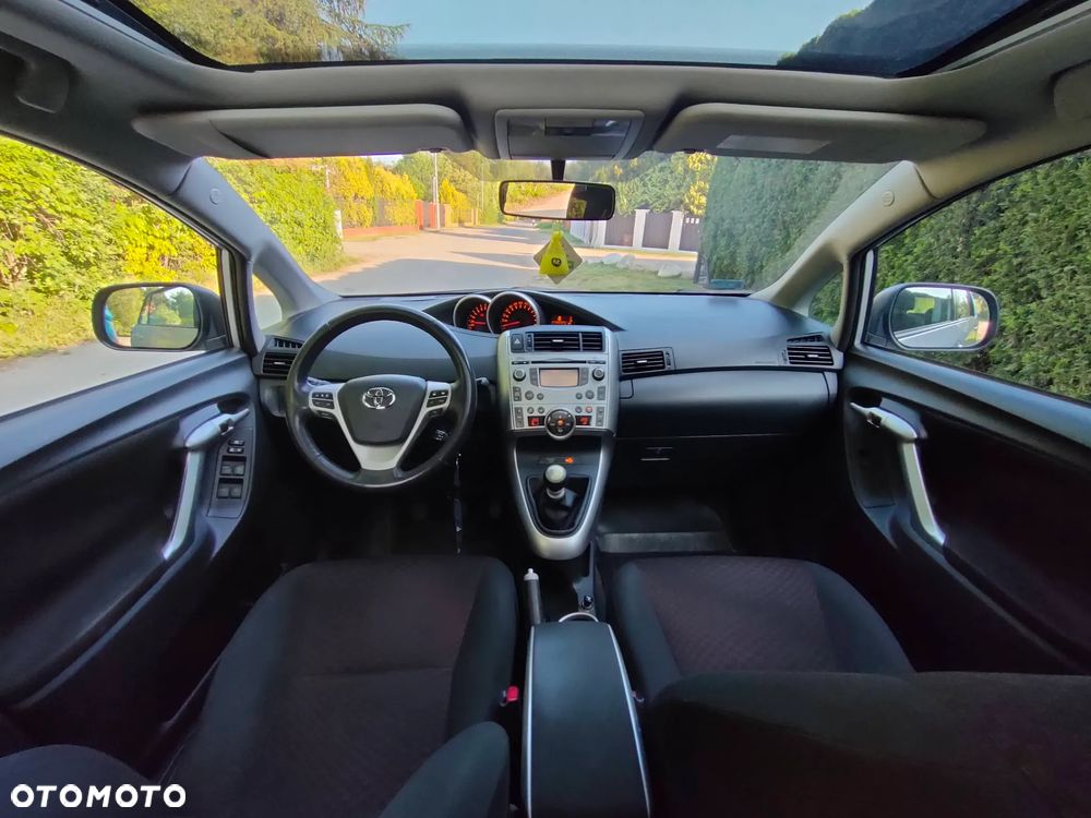 Toyota Verso 1.8 Edition - 7