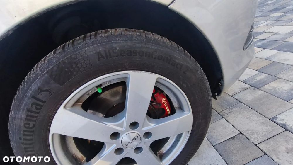 Ford Focus 2.0 Ghia - 6