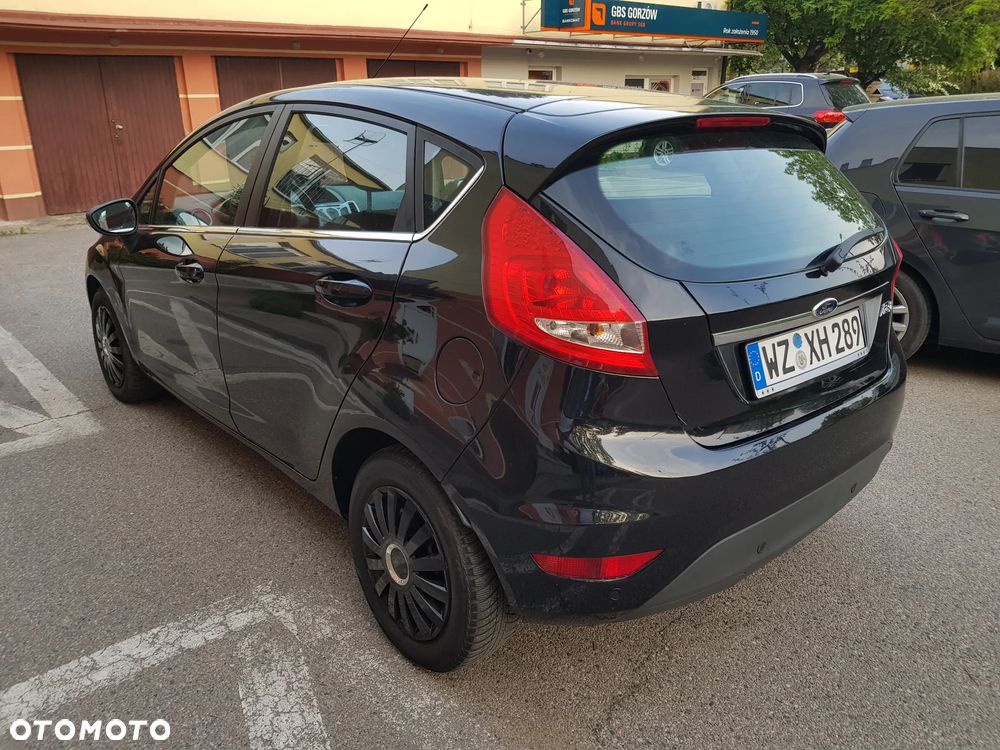 Ford Fiesta 1.25 Titanium EU5 - 4