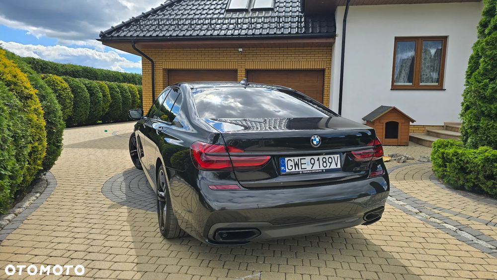 BMW Seria 7 740d xDrive sport - 19