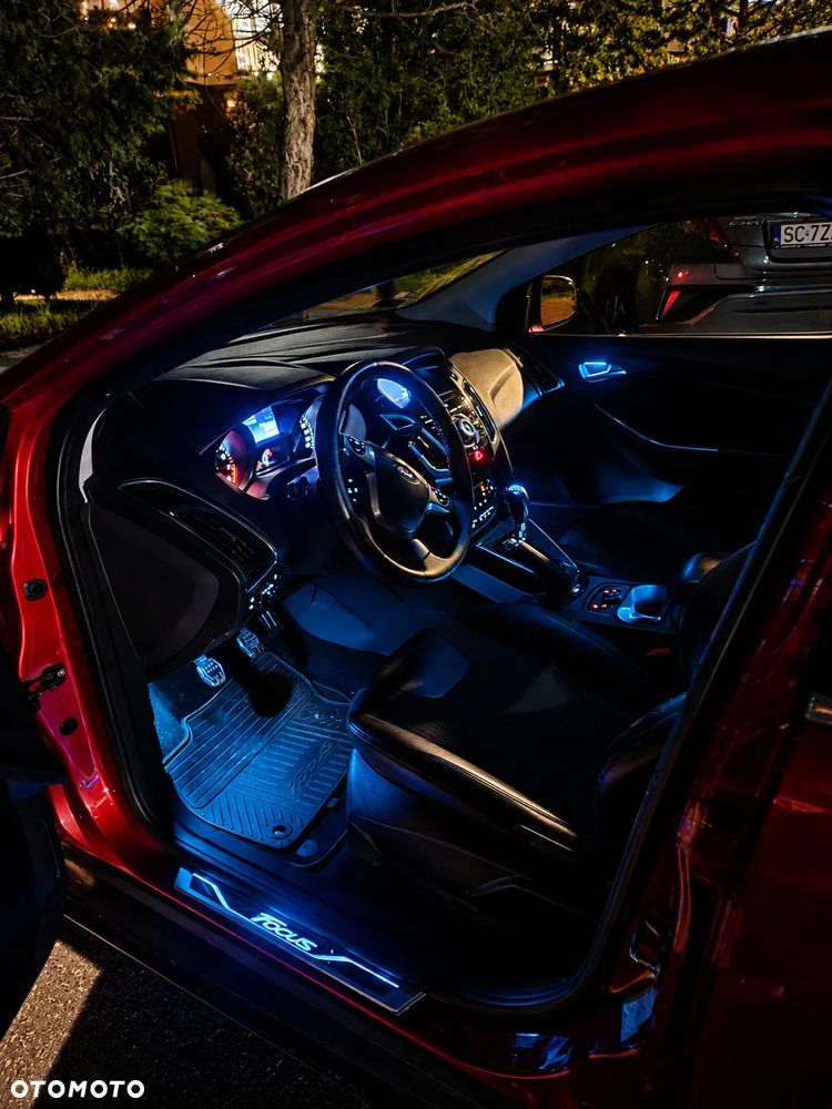 Ford Focus 1.0 EcoBoost Titanium - 4