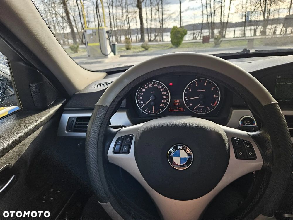 BMW Seria 3 - 11