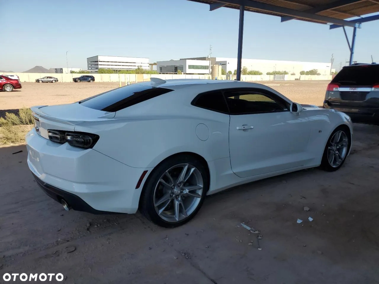Chevrolet Camaro Coupe 2.0 - 6