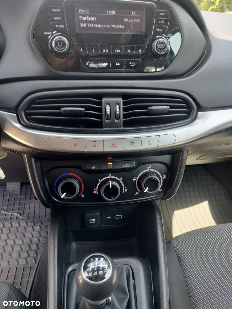 Fiat Tipo 1.4 16V More - 12