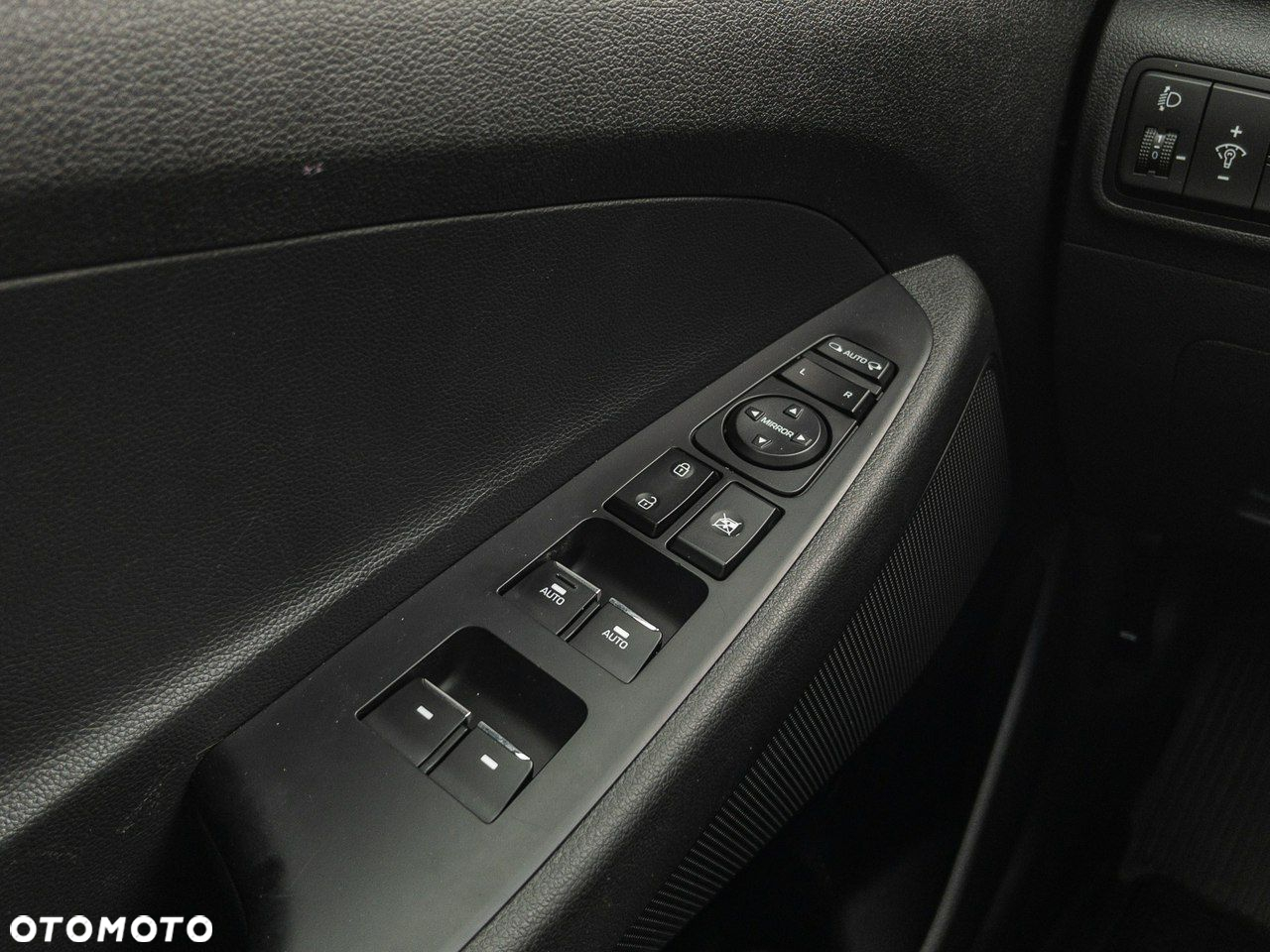 Hyundai Tucson 1.6 T-GDi Premium 4WD DCT - 13