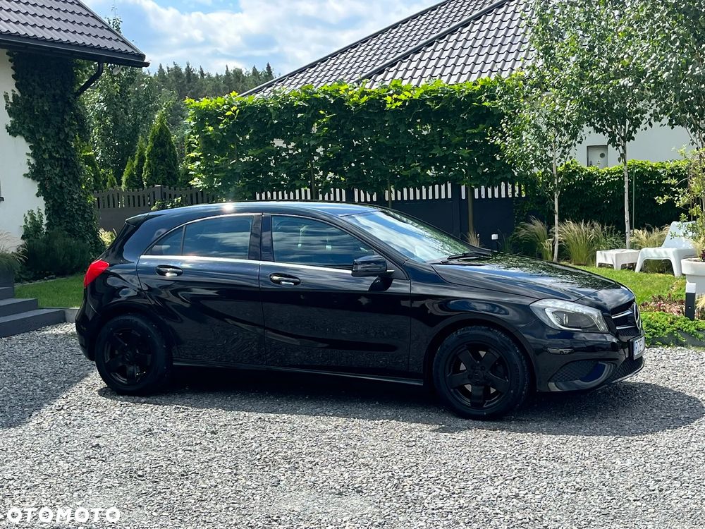 Mercedes-Benz Klasa A 180 BlueEfficiency Edition - 33