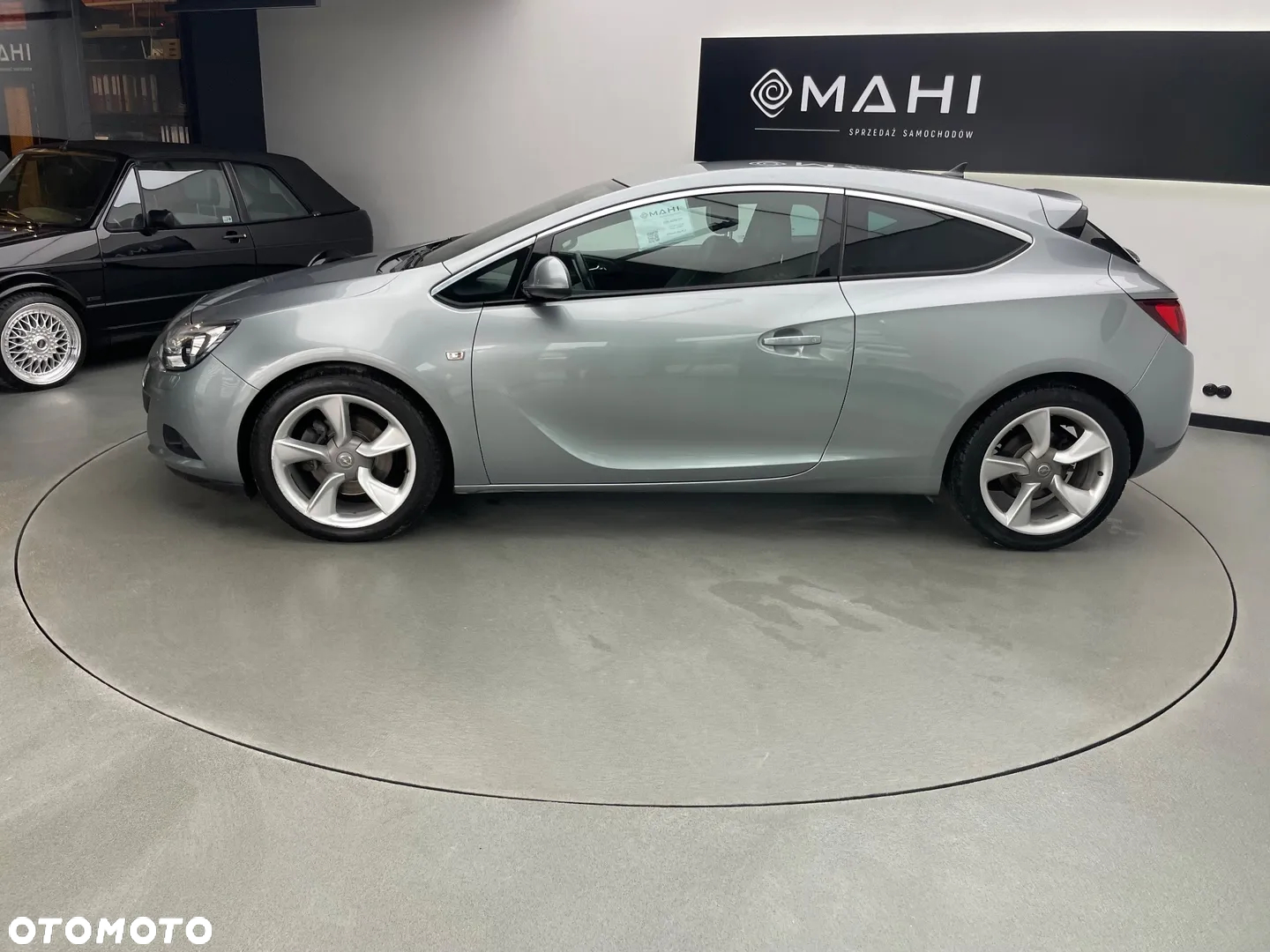 Opel Astra IV GTC 2.0 CDTI Sport - 5