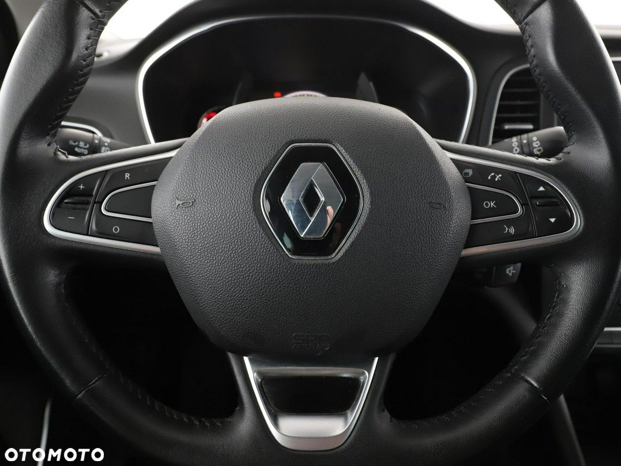 Renault Megane ENERGY dCi 110 EDC INTENS - 21