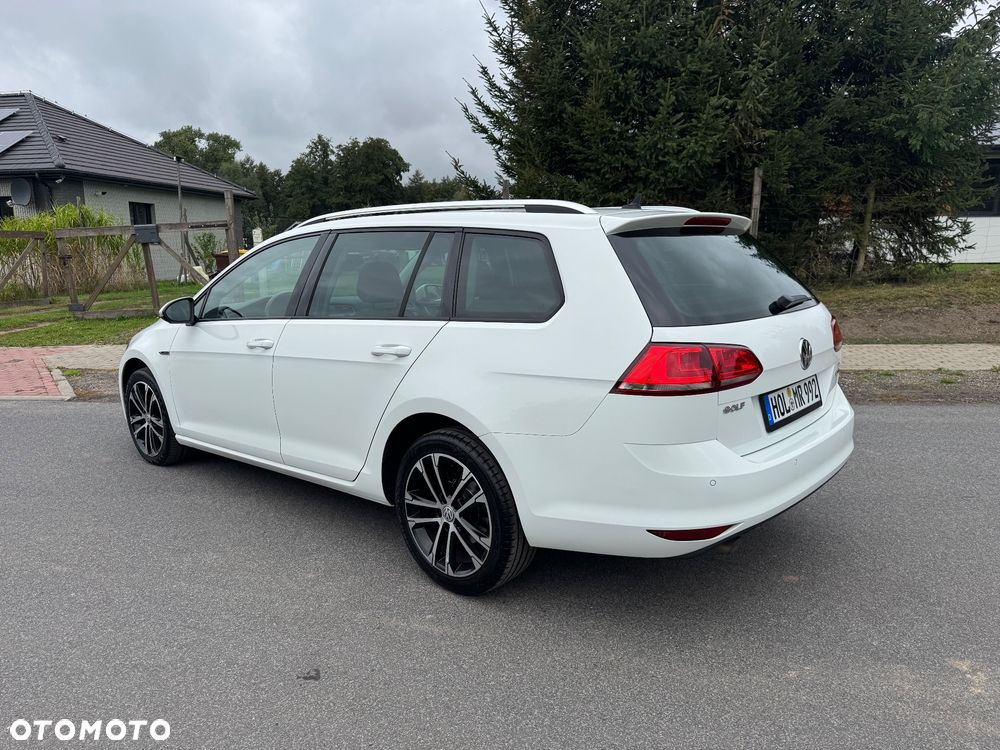 Volkswagen Golf 1.6 TDI BlueMotion Technology Lounge - 3