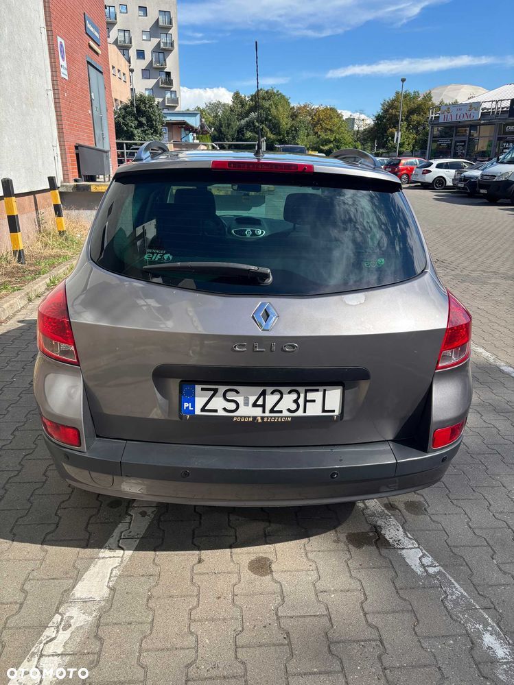 Renault Clio - 5