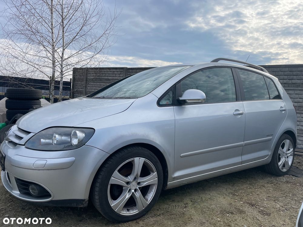 Volkswagen Golf Plus 2.0 TDI DPF United - 13