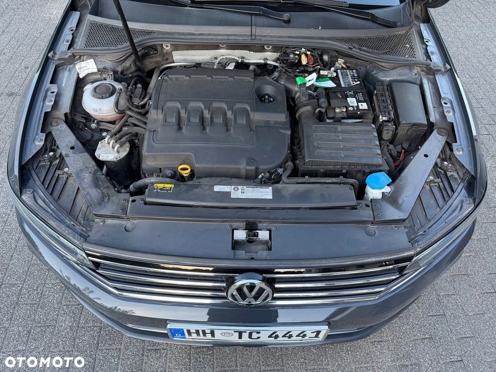 Volkswagen Passat 1.6 TDI SCR DSG Business - 21