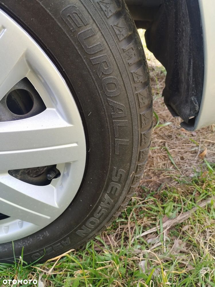 Mitsubishi Space Star 1.0 Plus - 26