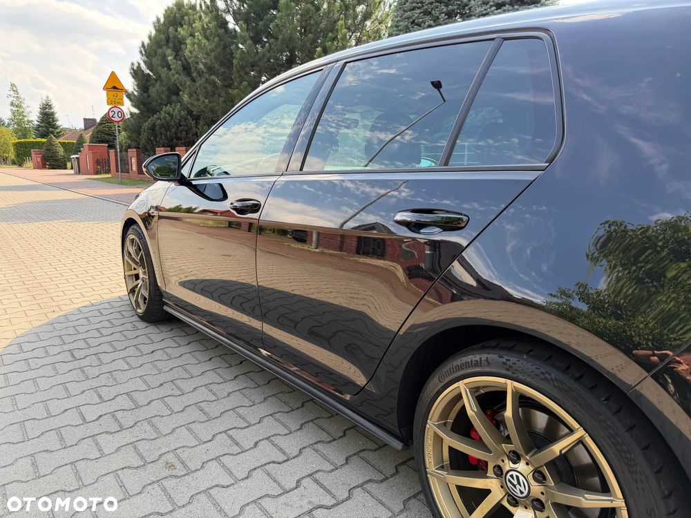 Volkswagen Golf - 12